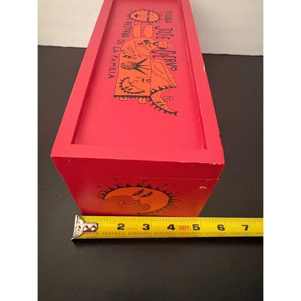 Jose Cuervo Reserva de la Familia 1996 Wood Box Manuel Velazquez Red Folk Art